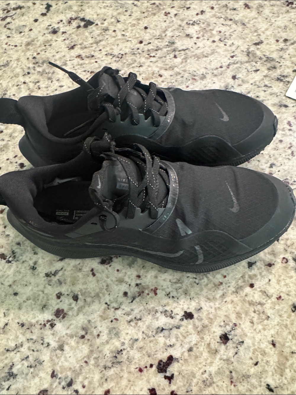 Nike Black Women’s Shield Running shoe